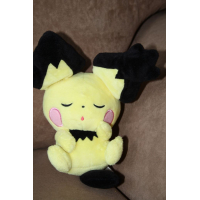Officiële Pokemon center knuffel slapende Notched Spiked Ear Pichu +/- 18cm pokedoll